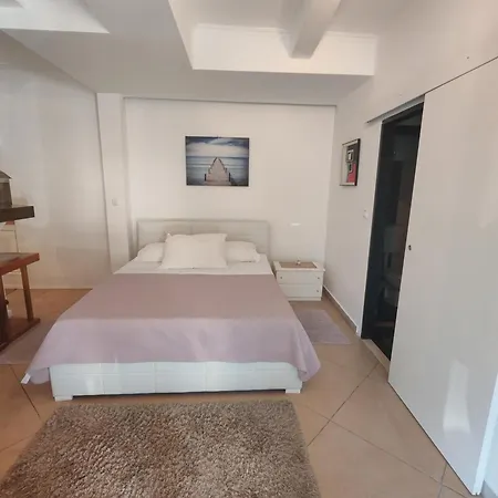 Vukic Apartment *
