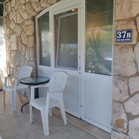 アパート Vukic ドゥブロブニク